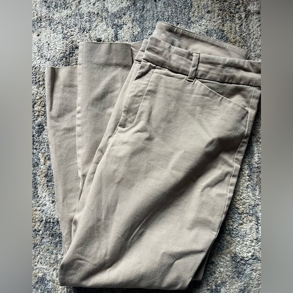 Old Navy Pixie High Rise Pants size 16